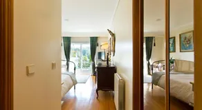 Exclusive Luxury4you – Beachfront Boutique Penthouse Apt! - Image 2