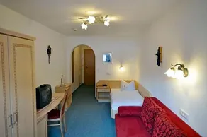 Shared room - Image 2