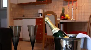 Belvedere Apartments - Image 2