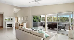 Coast - 3/42 Avoca Drive Avoca Beach - Image 2