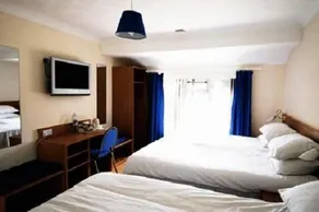 Stansted Inn - Image 4