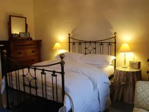 Sedgehill House - Guest house - Image 4