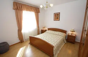 Holiday Apartment Ori - Image 3