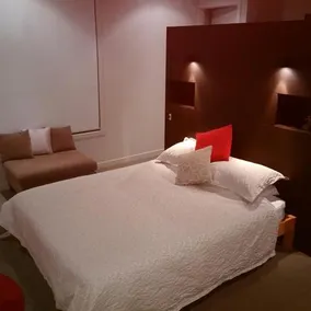 Oratia Bed and Breakfast - Image 4