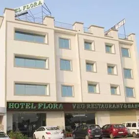 Hotel Flora Shivalik - Image 2