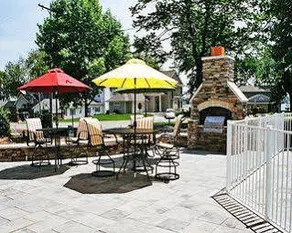 The Beach House At Lake Street - Image 1