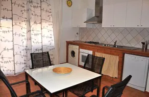 Sweet Home Holidays - Image 5