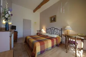 Logis Auberge les Palmiers - Image 3