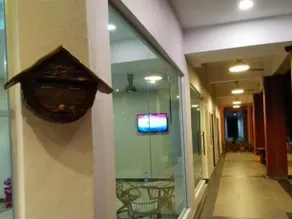 The 16 Hotel - Image 2