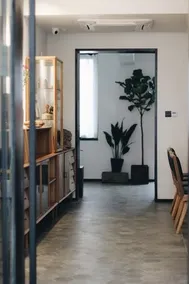 One House - Image 4