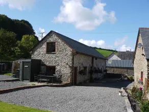 The Old Dairy Holiday Home - Image 2