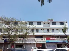 Hotel Ratnadeep - Image 3