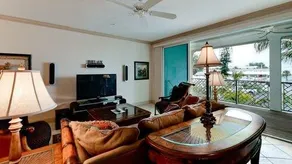 South Beach Village 111 10th - Image 3