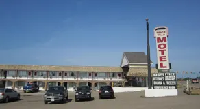 Peace Villa Motel - Image 3