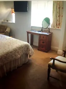 Horse & Hound Inn - Image 3