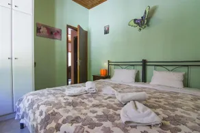 Studio Rellas - Image 5
