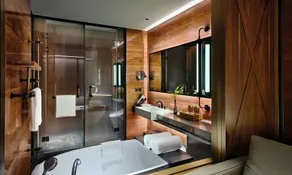 InterContinental Shanghai Wonderland  - Image 4