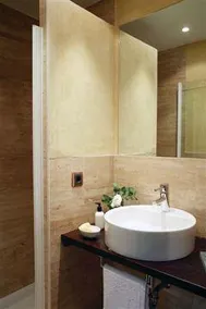 Ainb Plaza Catalaunya Apartments - Image 2