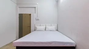 SPOT ON 41628 Hotel Bharat - Image 2