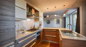 Anthony's Maisonette - Image 5