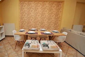 Sandy's Home - Image 3