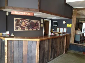Templars Hotel & Carvery - Image 2