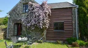 Coach House Brithdir - Image 3