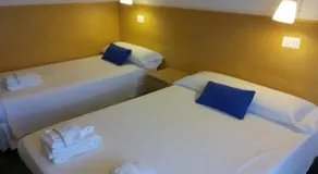 Apartamentos Alquihouse Vilafortuny - Image 4