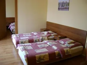 Bed & Breakfast Green Roof - Image 4