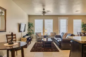 The Escape 4 Bedrooms 2.5 Bathrooms Townhouse - Image 5