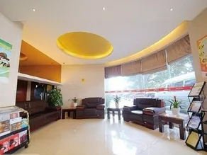 Huaxia Hotel - Image 4