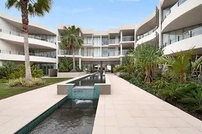 Colliers International Casuarina Beach - Image 4