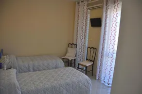 B&B Italia - Image 3