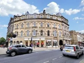 Prospect Crescent - Image 2