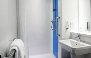 Travelodge Blackburn M65 - Image 2