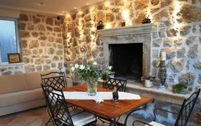 Kotor Emerald Apartments - Image 2