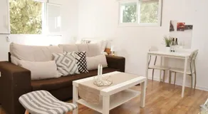 Holiday studio apartment near the Bahá ' í gardens - Image 3