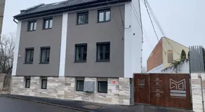 M70 Apartmanház - Image 4