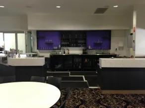 Railway Hotel - Image 3
