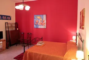Apartments and Rooms - Image 5