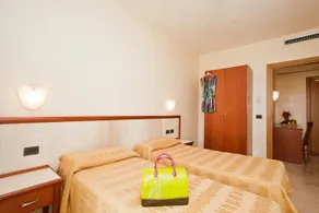 LA GIURLITA - Image 5