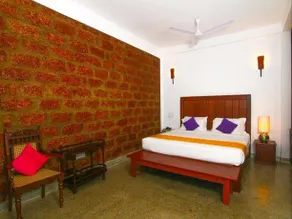 Travelers Lodge by City Hub - Image 3