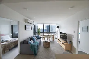 2 Bed 2 Bathroom Brand New Unit With Gym And Pool - Image 1