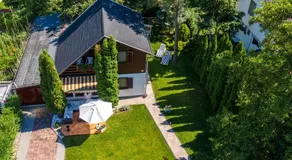 Lakeside wood cottage - Image 4