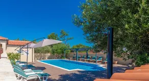 Villa Mare Apartments - Image 5