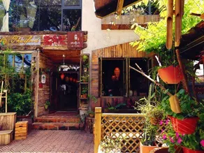 Chengqiangwai Seaview Hostel - Image 4