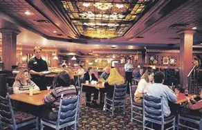 Hotel Courtenay Bay - Image 2