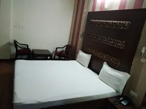 Hotel Sun Plaza - Image 4