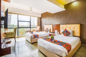 Hotel Orient Taibah - Image 2