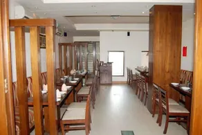 Kingz Hotel - Image 5